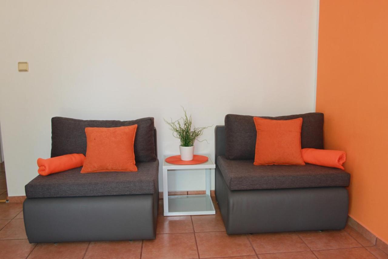 Apartmani Dienes Novi Vinodolski Esterno foto